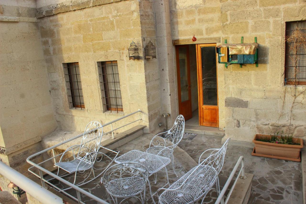 Anatelein Cave Hotel Ючхисар Екстериор снимка