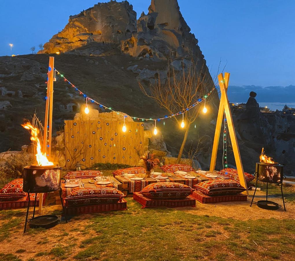 Anatelein Cave Hotel Ючхисар Екстериор снимка