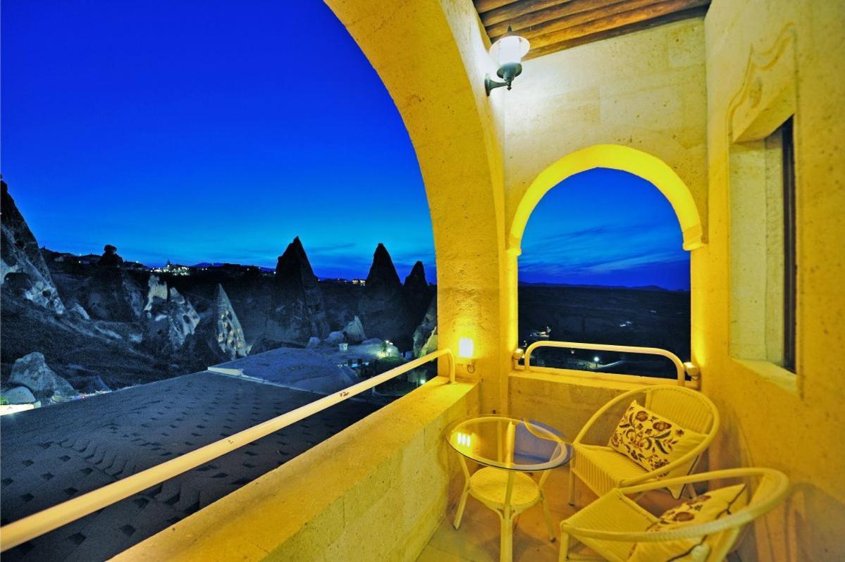 Anatelein Cave Hotel Ючхисар Екстериор снимка